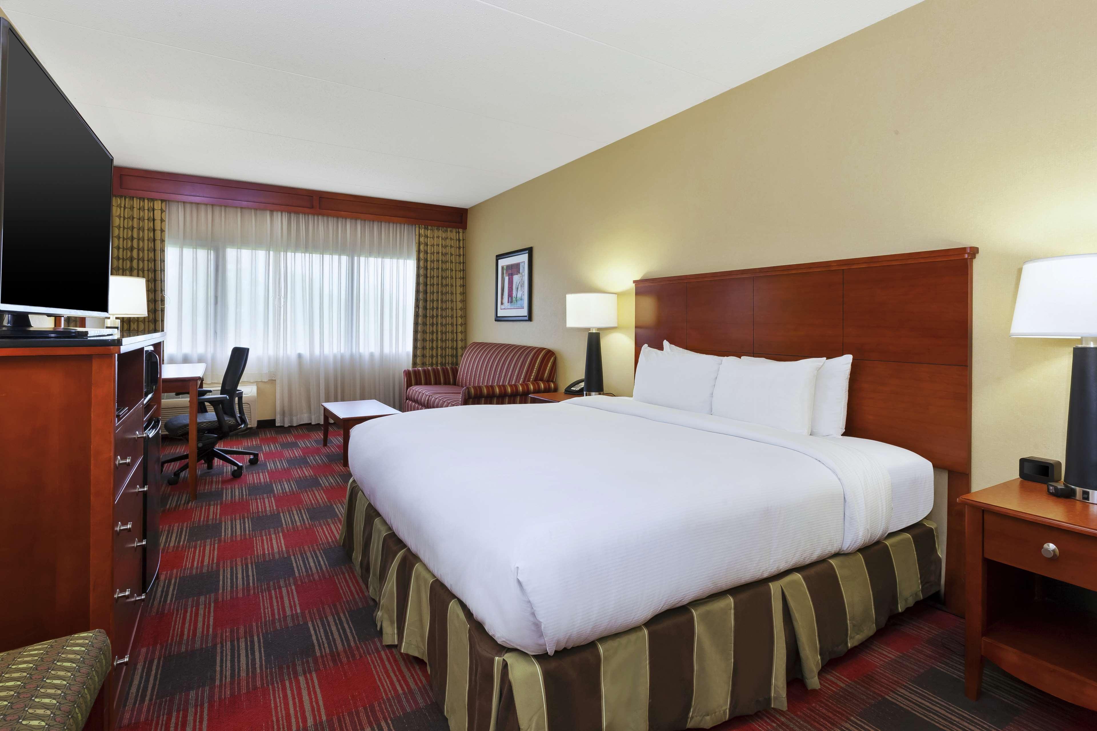 Doubletree By Hilton Holland Ξενοδοχείο Εξωτερικό φωτογραφία