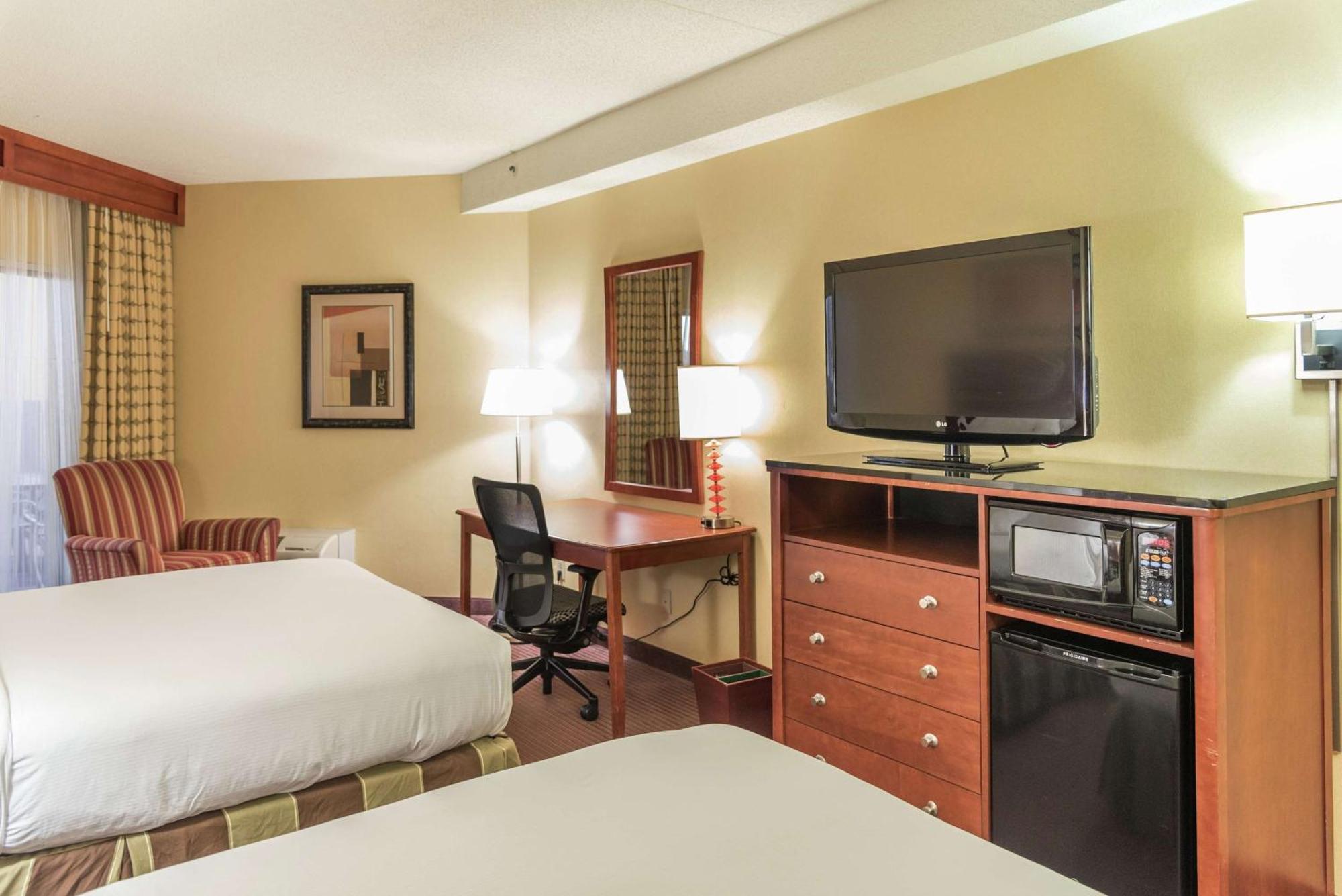 Doubletree By Hilton Holland Ξενοδοχείο Εξωτερικό φωτογραφία