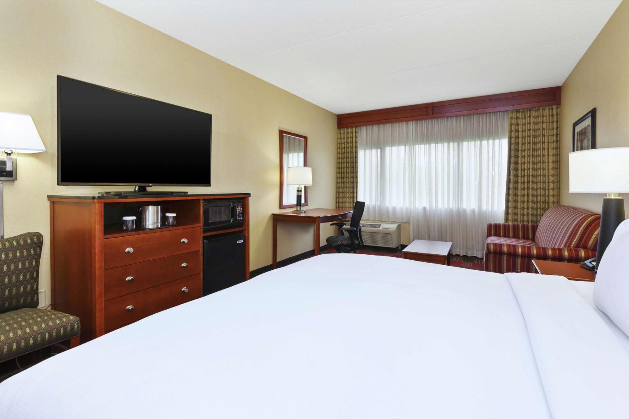 Doubletree By Hilton Holland Ξενοδοχείο Εξωτερικό φωτογραφία