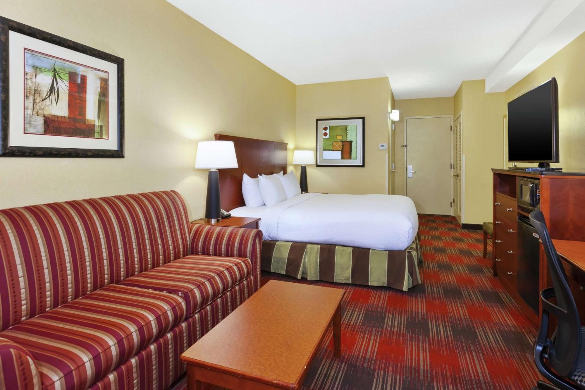 Doubletree By Hilton Holland Ξενοδοχείο Εξωτερικό φωτογραφία